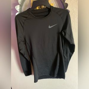 Nike men’s drifit small